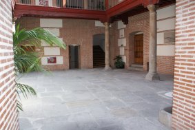 Patio de la sede de la FEMP